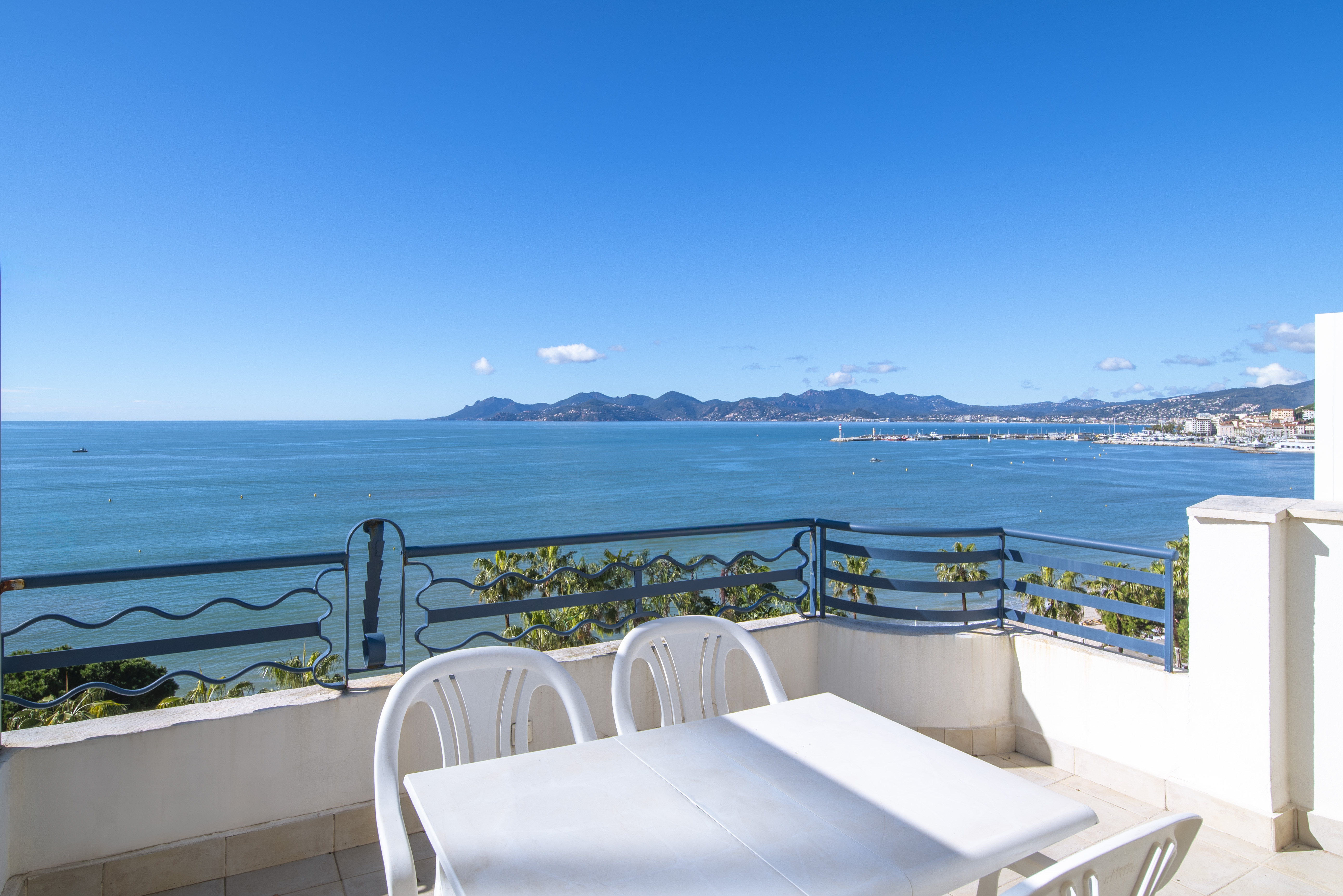 Penthouse vue mer à vendre Croisette Cannes