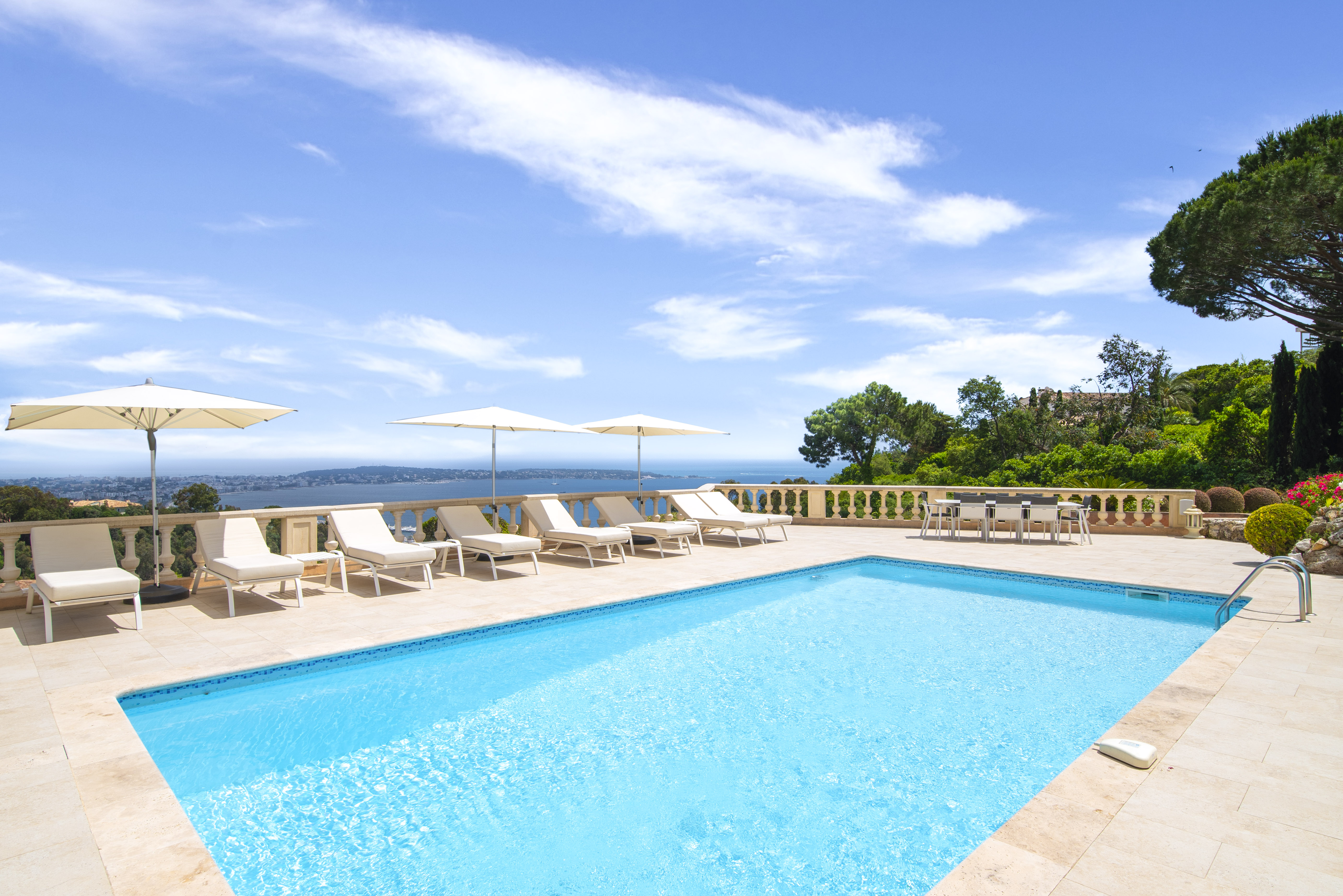 Villa vue mer à vendre Cannes