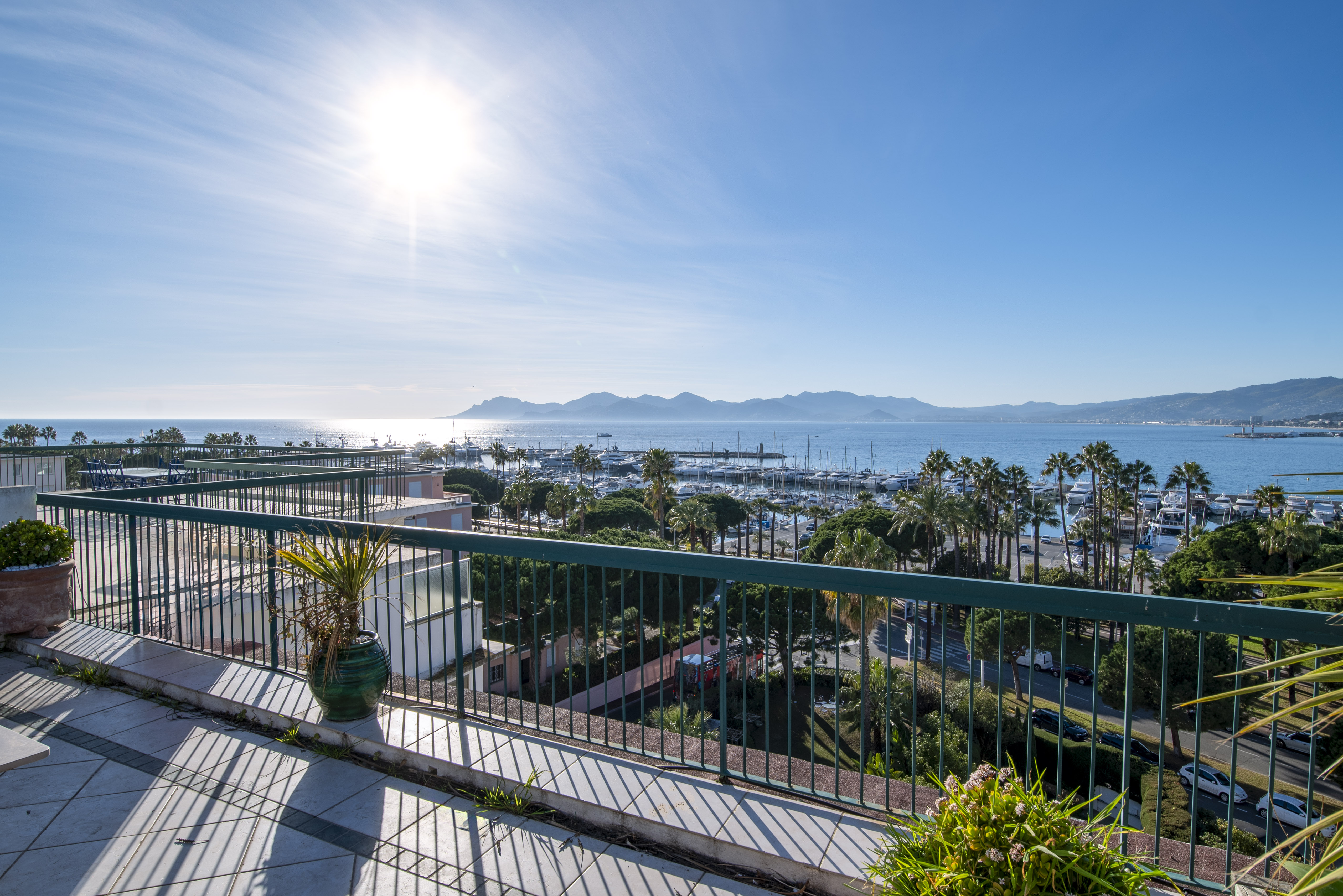 Penthouse vue mer à vendre Croisette Cannes
