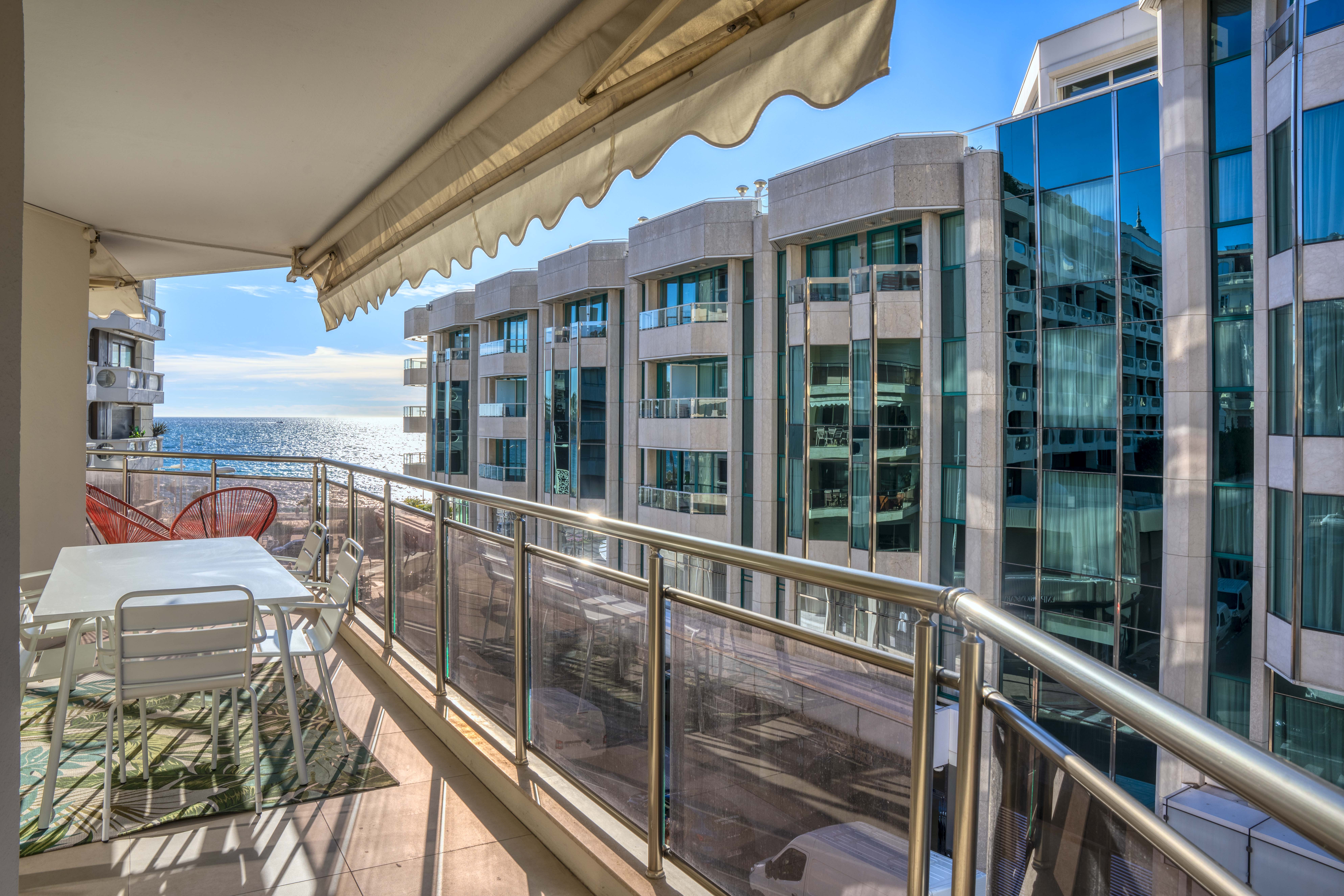 Appartement vue mer à vendre Cannes Centre