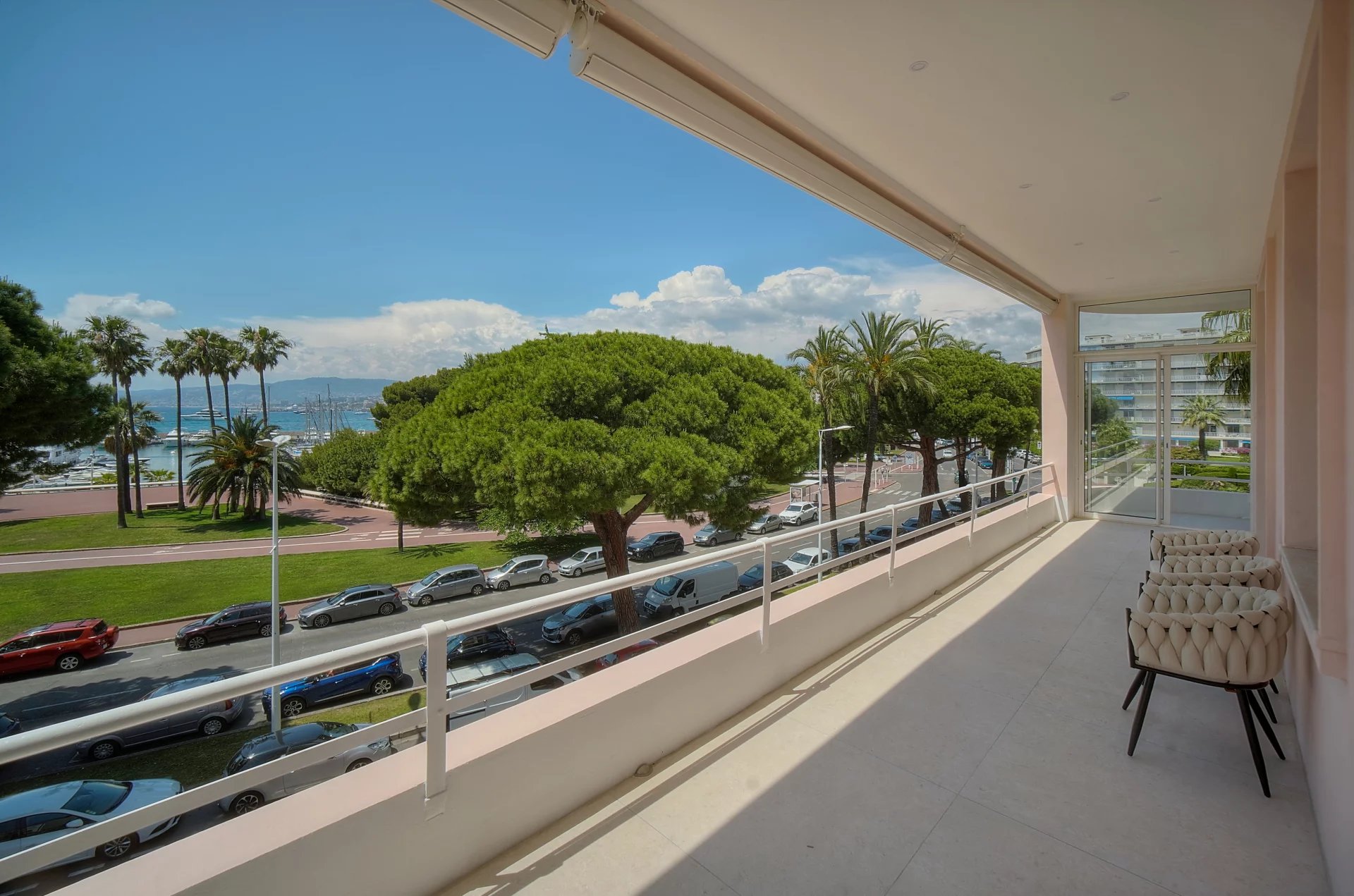 Terrasse vue mer appartement à vendre Croisette
