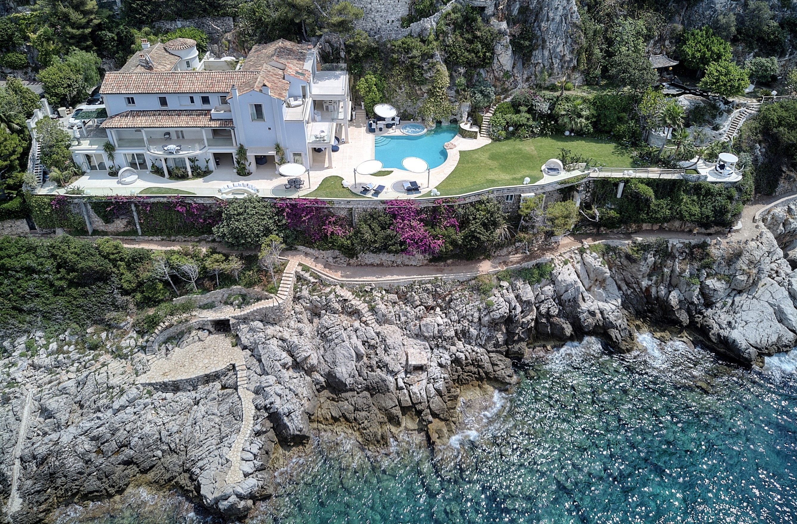 Propriété pieds dans l'eau à louer Saint Jean Cap Ferrat
