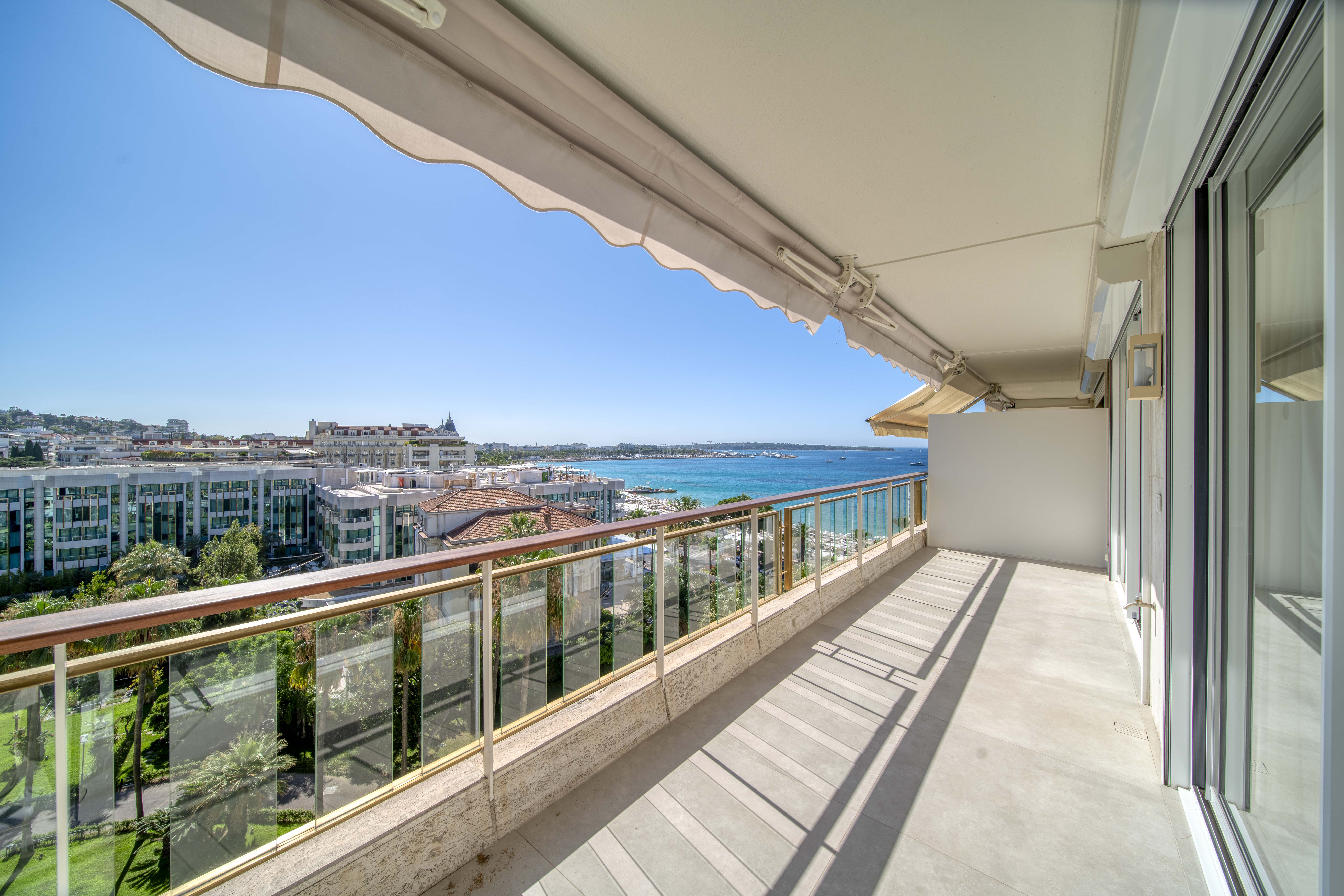 Bien d'exception vue mer à vendre