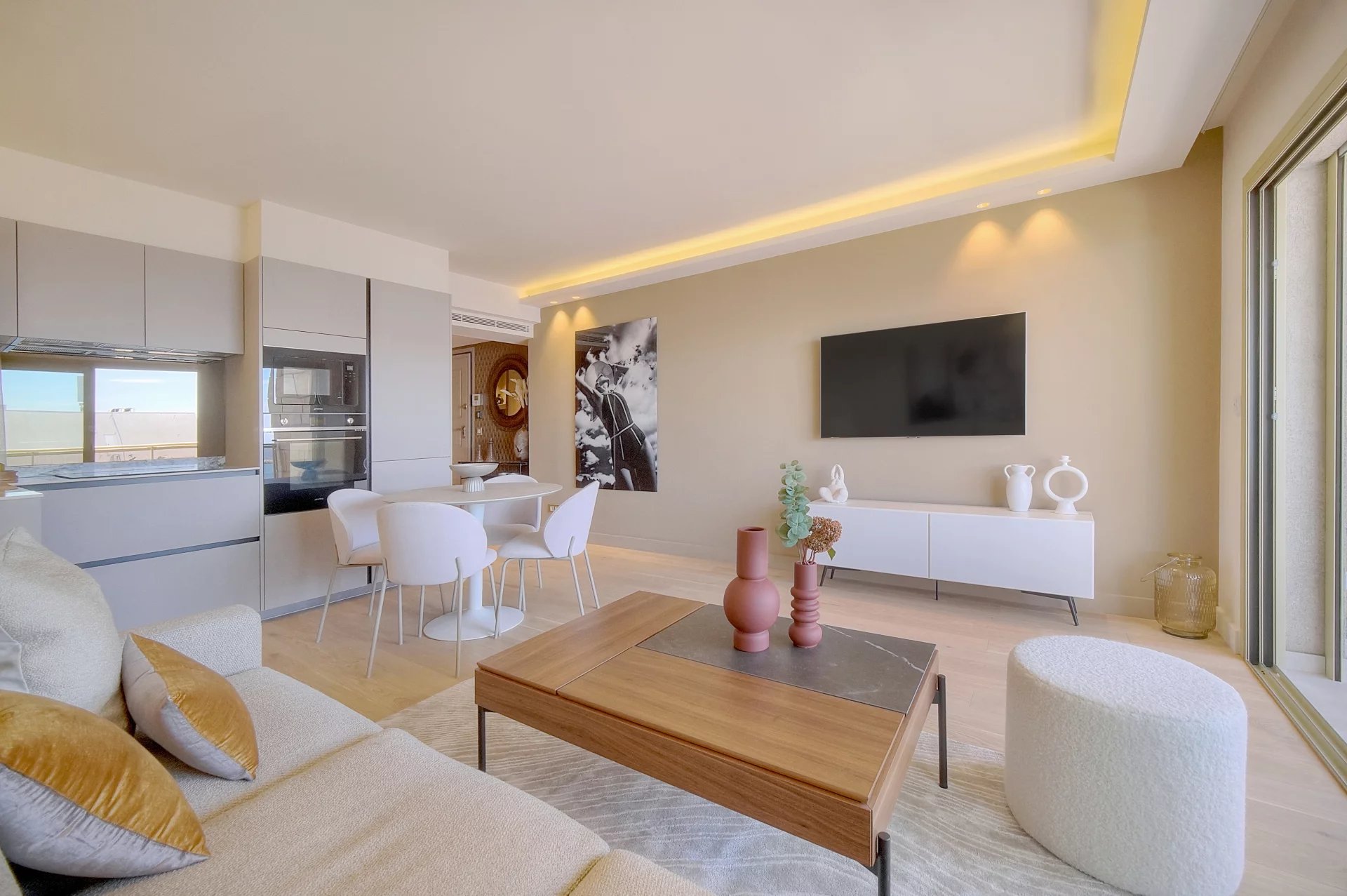 Séjour appartement à vendre Croisette Cannes