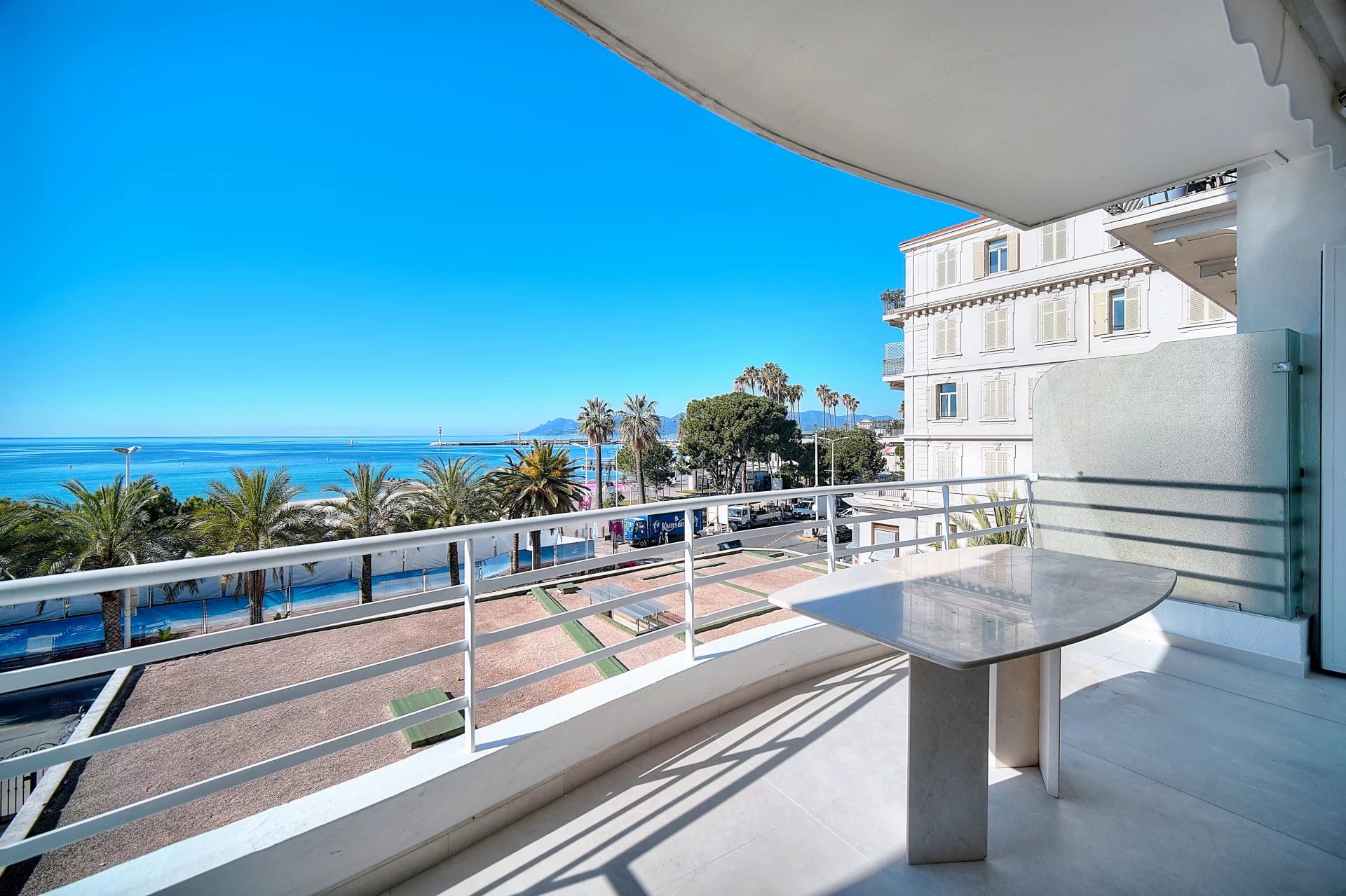 Appartement vue mer à vendre Croisette