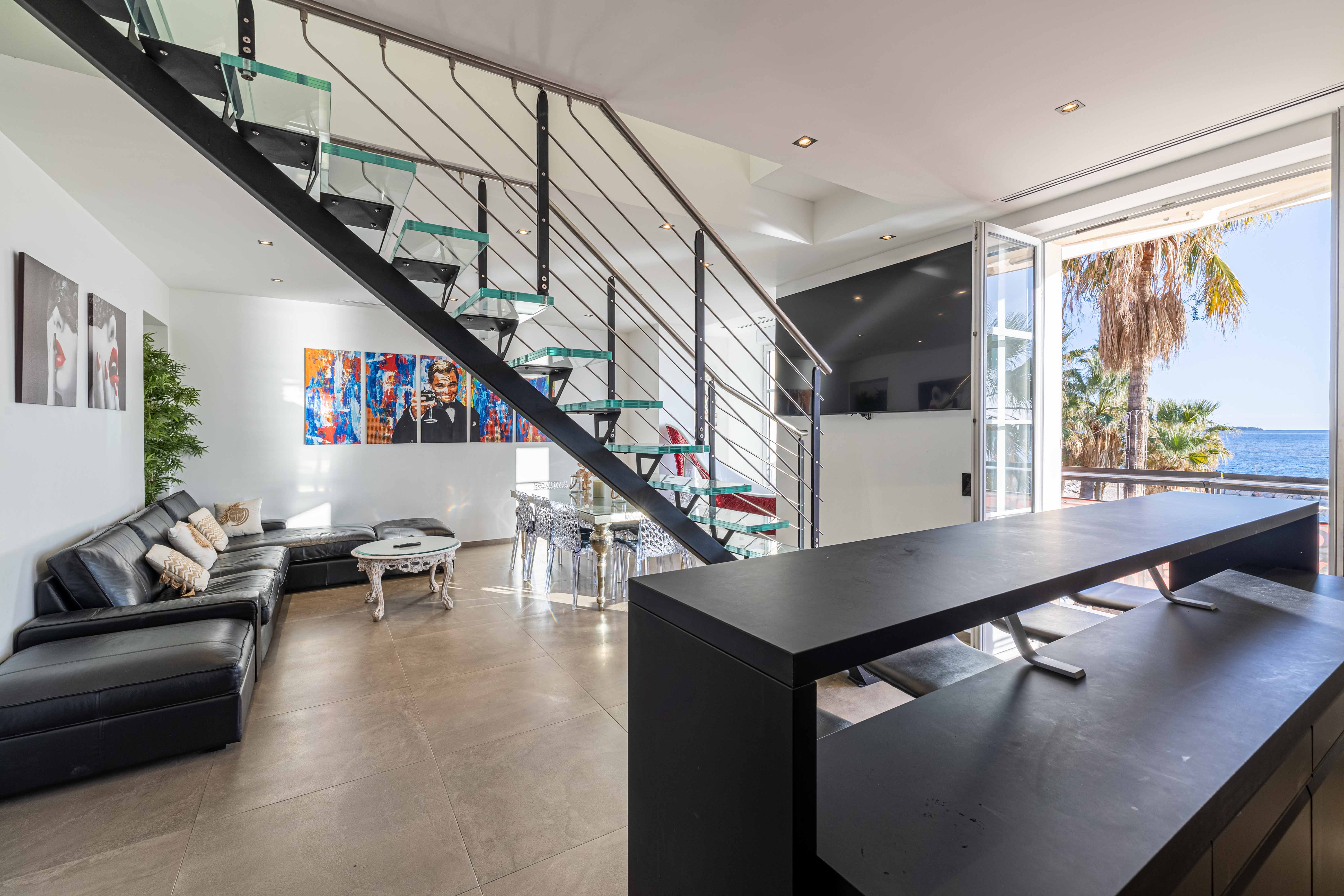 Salon penthouse vue mer Cannes
