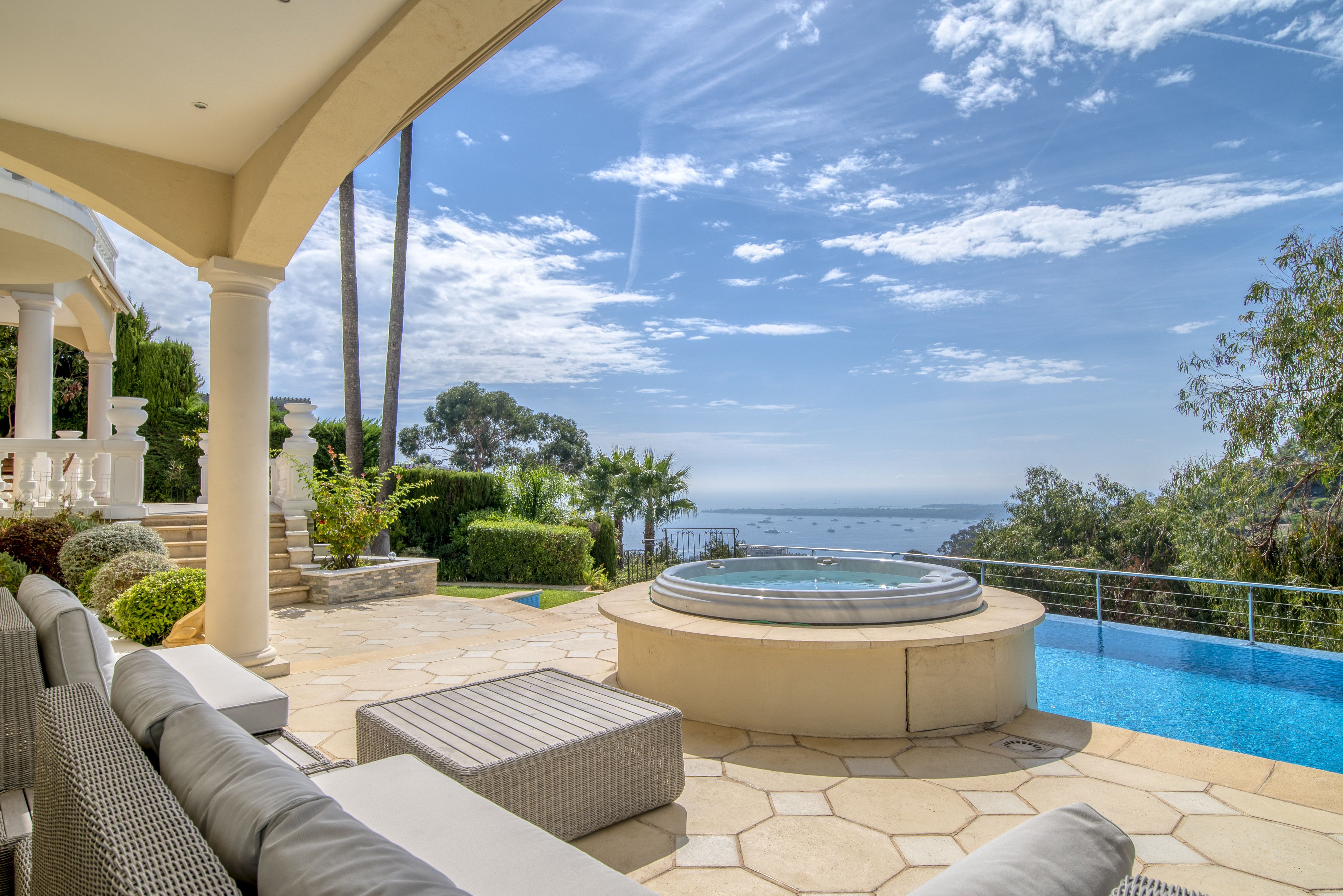 Villa vue mer à vendre Cannes