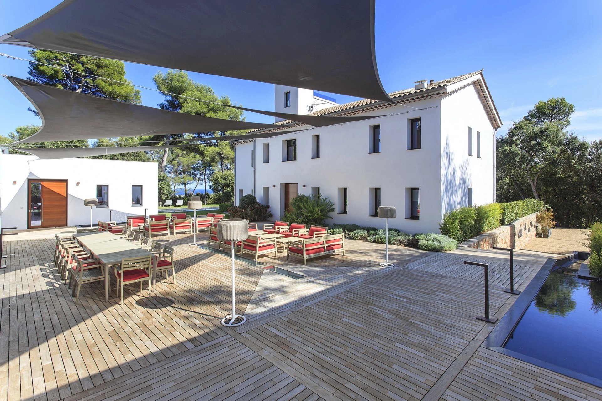 Domaine d'exception vue mer à louer Antibes