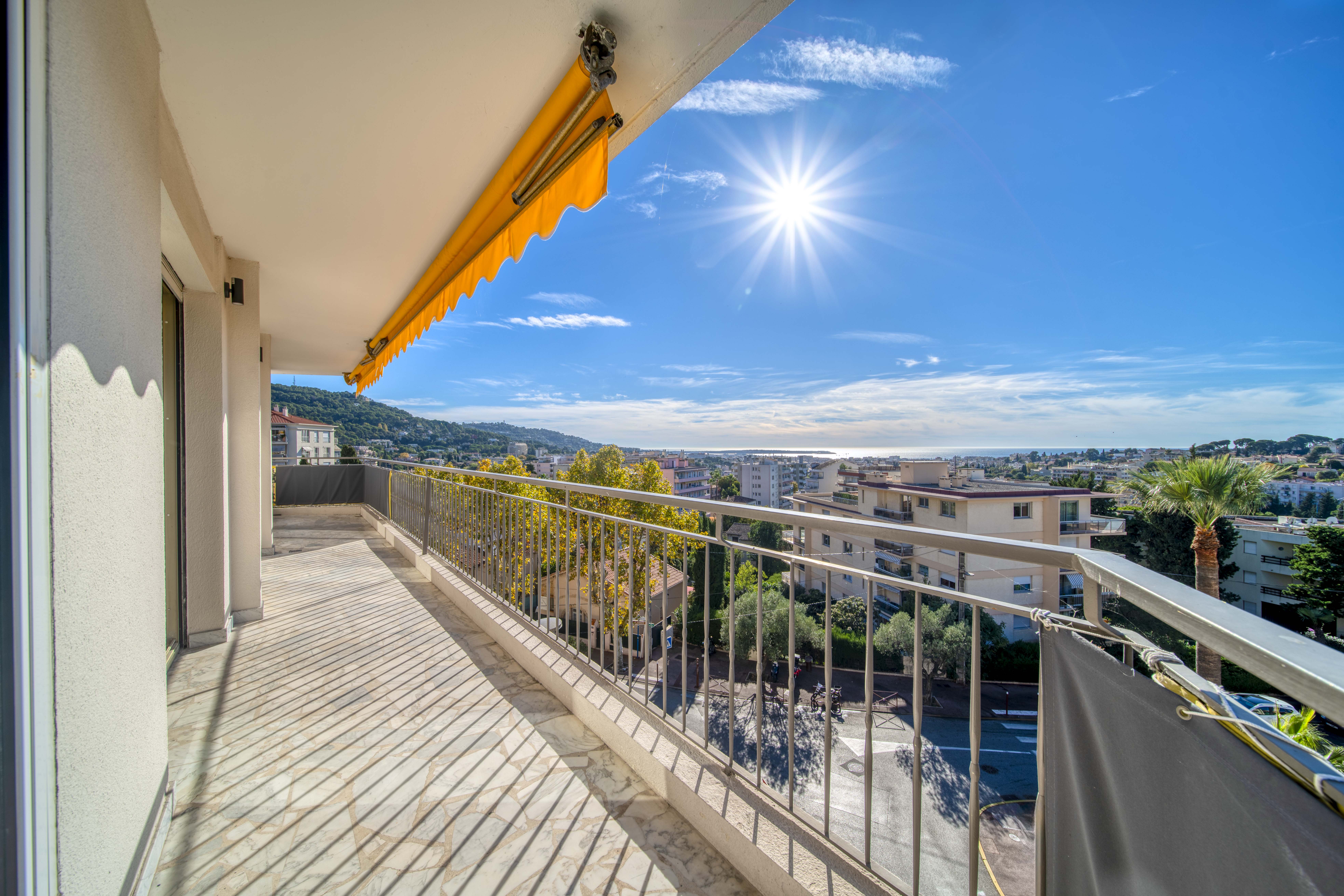 Appartement vue mer à vendre Le Cannet